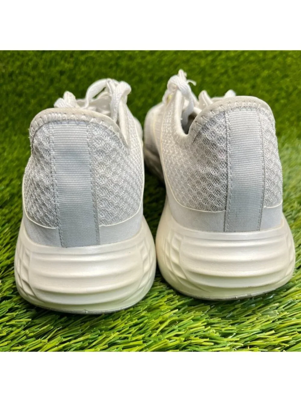 Reebok Flashfilm 3.0 Womens Size 8 White Athletic Running Walking Shoes Sneakers